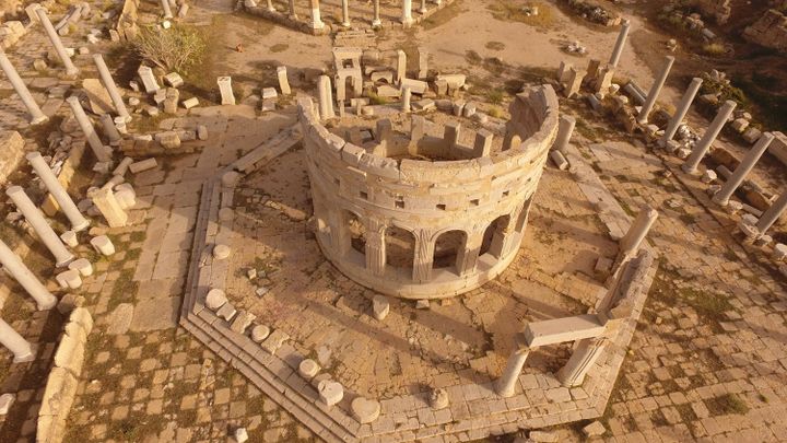 Vue aérienne du marché de Leptis Magna (février 2018) (FDD ICONEM / MAFL / DOA)