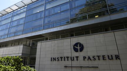 La facade de l'institut Pasteur à Paris (BERTRAND GUAY / AFP)