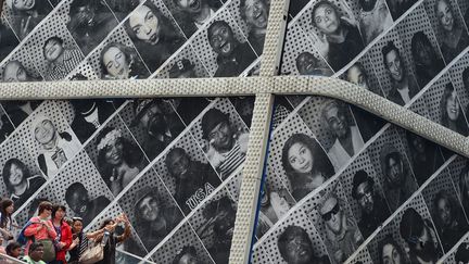 Les portraits de JR à Times Square, New York, en juin 2013
 (Emmanuel Dunand / AFP)