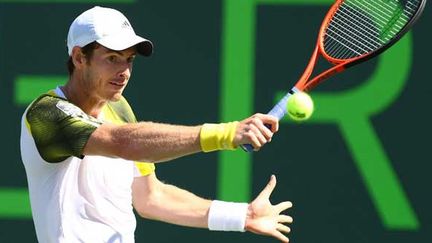 Andy Murray poursuit sa route dans le tournoi de Miami en se retrouvant dans le dernier carré