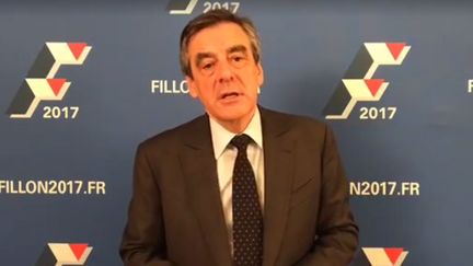 François Fillon lors de son intervention sur Facebook, le 23 novembre 2016. (CAPTURE D'ÉCRAN FACEBOOK)