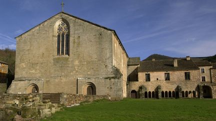 L'abbaye de Sylvanès dans l'Aveyron, le 19 décembre 2000. (DOMINIQUE ANDRE / MAXPPP)