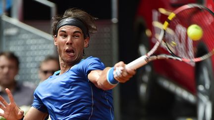 Rafael Nadal et son fameux coup droit (PIERRE-PHILIPPE MARCOU / AFP)