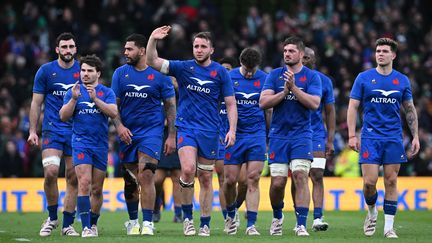 Les joueurs du XV de France après leur défaite face à l'Irlande lors du Tournoi des six nations, le 11 février 2023. (AFP)