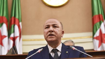 Aymen Ben Abdelrahmane alors ministre des Finances lors d'une&nbsp;séance du Sénat à Alger le 28 décembre 2020. (RYAD KRAMDI / AFP)