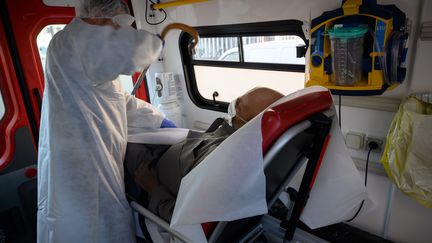 Coronavirus : les pompiers dénoncent la gestion des secours