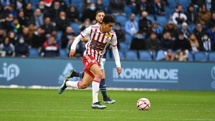 Le joueur de l'AC Ajaccio Yanis Cimignani lors d'un&nbsp;match au Havre (Seine-Maritime), le 11 décembre 2021, à l'occasion de la 18e journée de Ligue 2. (MAXPPP)