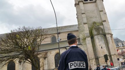 &nbsp; (Deux hommes ont été arrêtés dans les Yvelines pour l'enquête sur l'attentat évité contre une église de Villejuif © MaxPP)