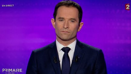 Benoît Hamon sur le plateau de France 2, le 19 janvier 2017. (HANS LUCAS)