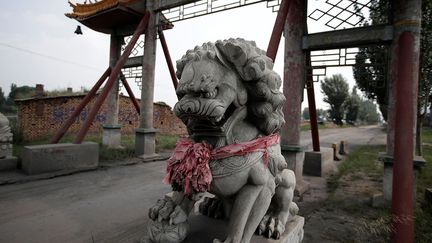 la province du Shanxi (l'une des plus polluées au monde) compte 38% des réserves du pays. Cette région a produit 100 milliards de tonnes de charbon brut au total depuis les réformes économiques du pays dans les années 70. Mais aujourd’hui, elle en paye le prix car l’âge d'or de cette industrie est terminé. Le président Xi Jinping ne mise plus sur cette énergie fossile et veut que le Shanxi réduisent de 100 millions de tonnes sa production d'ici 2020.  (REUTERS/Jason Lee)