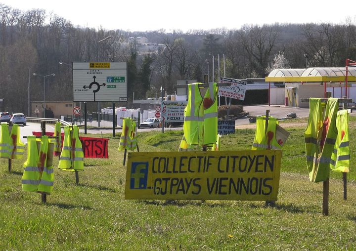 "Graines de ronds-points" de Jean-Paul Julliand (Copyright Electron Libre Compagnie)