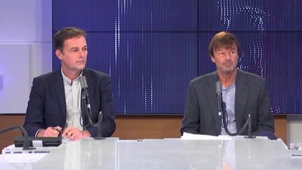 Nicolas Hulot, président de la Fondation Nicolas Hulot et Christophe Robert, délégué général de la Fondation Abbé Pierre étaient les invités du "8h30 franceinfo", vendredi 16 octobre 2020. (FRANCEINFO / RADIOFRANCE)