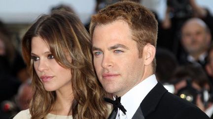 L&#039;acteur américain Chris Pine et son amie Dominique Piek
 (AFP)