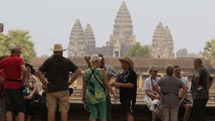 La détéroriration des temples d'Angkor au Cambodge s'accélère sous l'effet du tourisme 
 ( Heng Sinith/AP/SIPA)