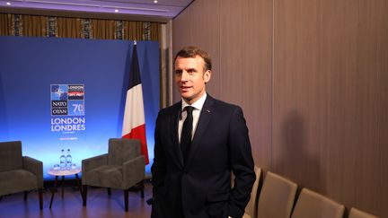 Réforme des retraites : les économistes pères du projet mettent en garde Emmanuel Macron