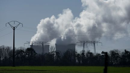 La centrale nucléaire de Saint-Laurent-des-Eaux, le 26 février 2022. (GUILLAUME SOUVANT / AFP)