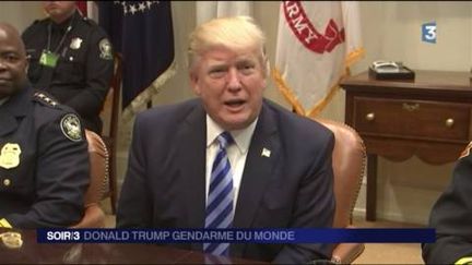 Donald Trump a décidé de frapper Daech en Afghanistan. (FRANCE 3)