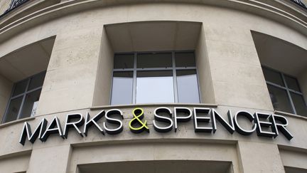 Marks and Spencer fait partie des marques épinglées par l'enquête de la BBC. (JACQUES LOIC / PHOTONONSTOP / AFP)