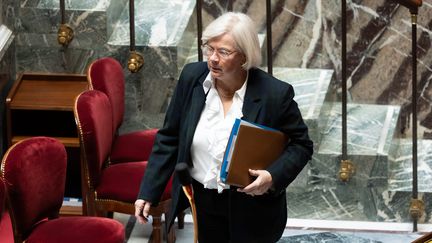 La ministre de la Santé, Catherine Vautrin, en charge du projet de loi sur la fin de vie, arrive à l'Assemblée nationale, le 24 janvier 2024. (ALEXIS SCIARD / IP3 / MAXPPP)