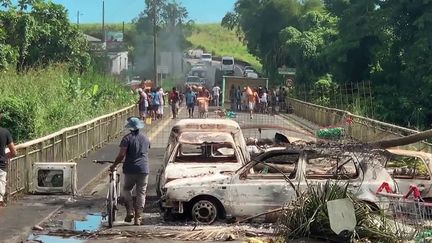 Crise en Guadeloupe : l'île reste sous haute tension