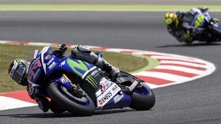 Jorge Lorenzo et Valentino Rossi redonnent des couleurs à Yamaha cette saison (LLUIS GENE / AFP)