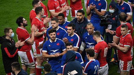 Encore une fois si séduisants, les "Poulidor" du rugby terminent à la deuxième place du Tournoi des six nations 2021. Comme en 2020. Comme à la&nbsp;coupe d'automne 2020. Le mardi 20 mars 2021, les Tricolores finissent par une victoire spectaculaire (32-30) qui prive les Gallois du Grand Chelem, mais pas de la victoire finale dans le tournoi. (ANNE-CHRISTINE POUJOULAT / AFP)