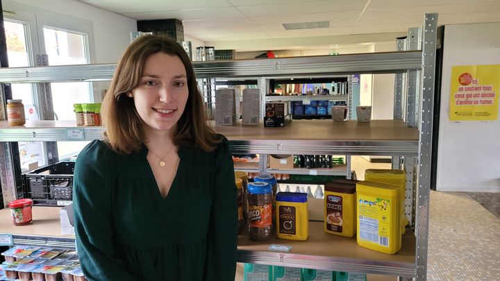 Justine Gremont, présidente de la Fédération des étudiants de Rouen, milite pour un agrandissement du resto U du Panorama et un élargissement de l'offre de restauration sur le campus. (THOMAS GIRAUDEAU / RADIO FRANCE)