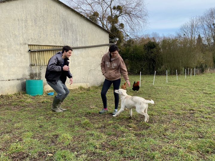 Marine et Théo ont quitté Paris pour&nbsp;Champignelles dans l’Yonne.&nbsp; (BORIS LOUMAGNE / RADIOFRANCE)