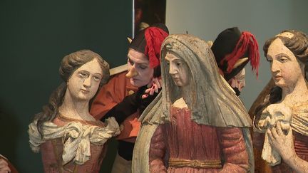 Le musée de Flandre propose des visites enregistrées avec des acteurs comme guides.