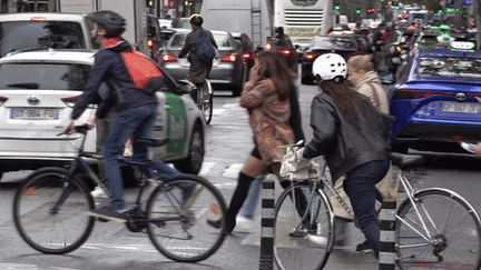 Vélos, voitures : les altercations entre cyclistes et automobilistes font des dégâts mortels (France 2)