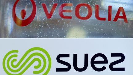 Veolia, qui souhaite acquérir 29,9% du capital de Suez détenus par Engie, a formulé une nouvelle proposition mieux valorisée, mercredi 30 octobre 2020.&nbsp; (KENZO TRIBOUILLARD / AFP)