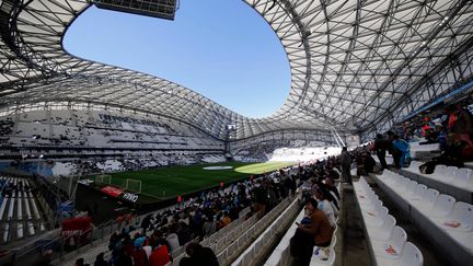 L'enceinte du Stade Orange Vélodrome, que la nouvelle municipalité veut vendre