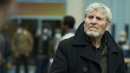 Tcheky Karyo est Julien Baptiste (DES WILLIE)