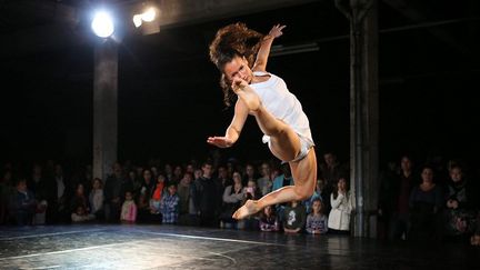 Le premier concours de "Shake... Shake Shake !" organisé par Olivier Dubois et le Ballet du Nord a réuni tous les styles de danse à la gare Saint-Sauveur de Lille
 (PHOTOPQR/VOIX DU NORD)