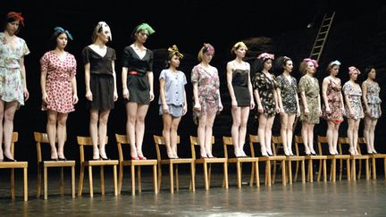 &nbsp; (Viktor Tanztheater Wuppertal Pina Bausch ©SCHINKEL)