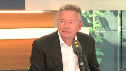 Jean-Paul Charlez, président de l'Association nationale des directeurs des ressources humaines, le 14 juin 2017. (FRANCEINFO / RADIOFRANCE)