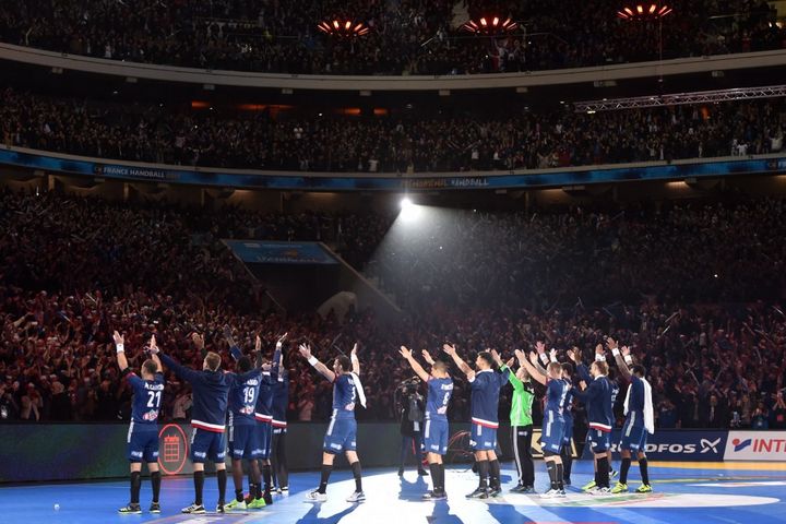 En 2024, les Bleus&nbsp;viseront l'or olympique au stade Pierre Mauroy de Lille, où ils ont déjà cueilli le titre mondial, le 24&nbsp;janvier 2017. (PHILIPPE HUGUEN / AFP)