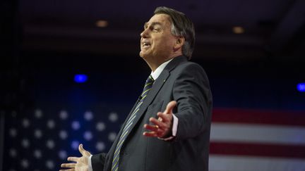 L'ancien président brésilien Jair Bolsonaro, le 4 mars 2023, à Oxon Hill, dans le Maryland (Etats-Unis). (ROBERTO SCHMIDT / AFP)