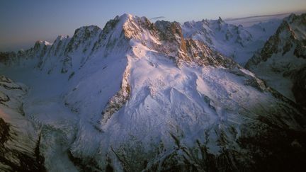 L'avalanche s'est produite à proximité du domaine skiable des Grands Montets, à Chamonix (Haute-Savoie), dimanche 3 janvier 2016. (MAXPPP)