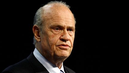 &nbsp; (Fred Thompson s'adressant à des vétérans américains le 21 août 2007 dans le Missouri aux Etats-Unis © MaxPPP)