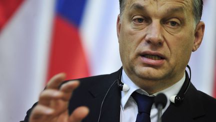 Le Premier ministre hongrois Viktor Orban au Parlement hongrois, &agrave; Budapest, le 15 d&eacute;cembre 2011. (ATTILA KISBENEDEK / AFP)