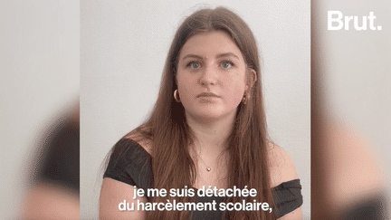 Aujourd'hui, entre 6 à 10 % d'enfants sont harcelés dans leur milieu scolaire, selon la docteur Alice Oppetit. Dans le service de psychiatrie de l’Enfant et de l’Adolescent à l'hôpital La Pitié-Salpêtrière AP-HP, ces harcelés sont pris en charge pour aller de l’avant. Brut est parti à leur rencontre.