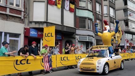 Une rue de Li&egrave;ge (Belgique), le matin du samedi 30 juin 2012, peu avant le d&eacute;part du 99e Tour de France. (JOEL SAGET / AFP)