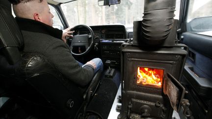 Ce Suisse a install&eacute; un po&ecirc;le dans sa voiture, Z&uuml;rich, le 9 f&eacute;vrier 2012. (ARND WIEGMANN / REUTERS)