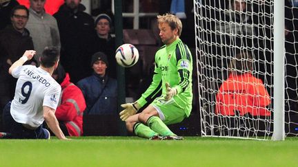 Alvaro Negredo (Manchester City) double buteur face à West Ham (GLYN KIRK / AFP)