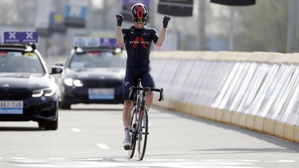 Le Néerlandais Dylan van Baarle s'impose sur A Travers La Flandre. (STEPHANIE LECOCQ / EPA)