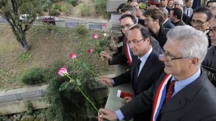 Hollande rend hommage aux victimes du 17 octobre 1961 (AFP)