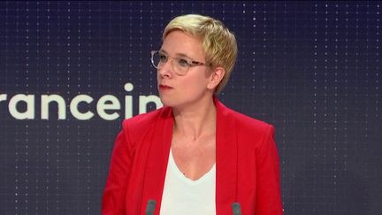 Clémentine Autain, députée LFI de Seine-Saint-Denis, le 13 novembre 2021 sur franceinfo. (FRANCEINFO / RADIO FRANCE)