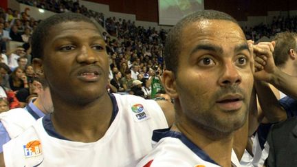 Yakhouba Diawara et Tony Parker en Bleu en 2008