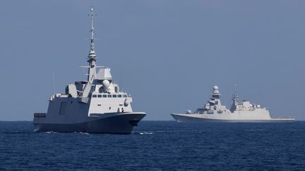 La frégate française "Languedoc" lors d'un exercice en Méditerranée, le 27 mars 2023. (JACK GUEZ / AFP)